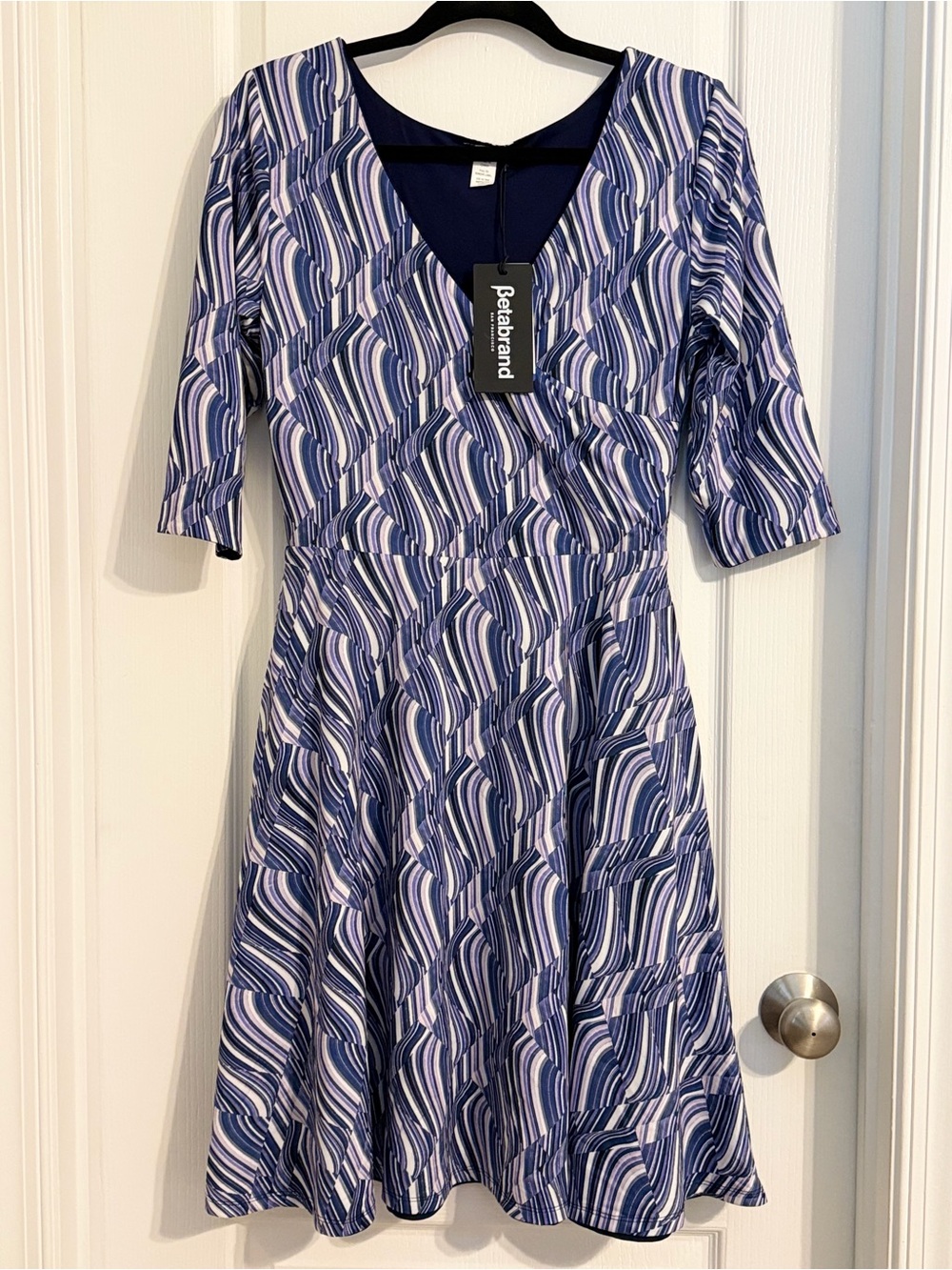 Betabrand Multicolor/Navy Fit And Flare Pocketed Midi Travel Friend Dress Sz M